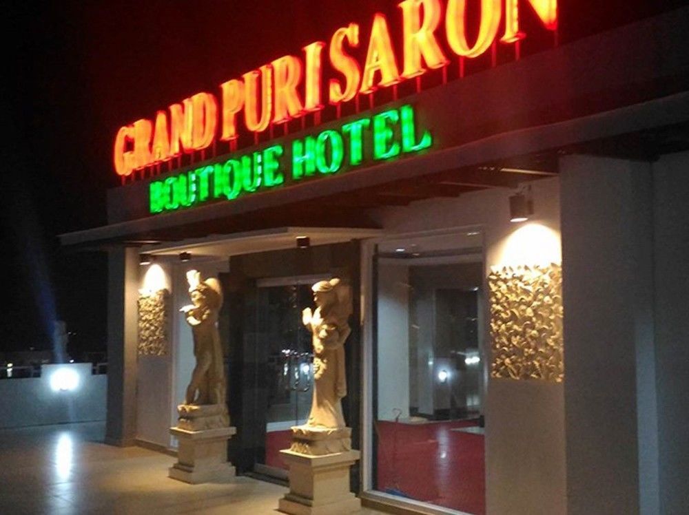 Grand Puri Saron Yogyakarta Hotel Exterior photo